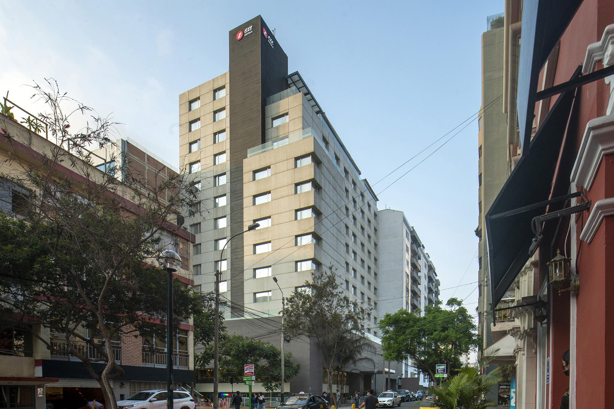 Exe Miraflores Лима Екстериор снимка