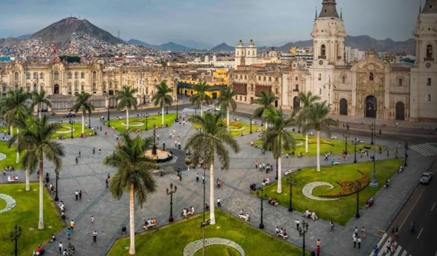 Exe Miraflores Лима Екстериор снимка